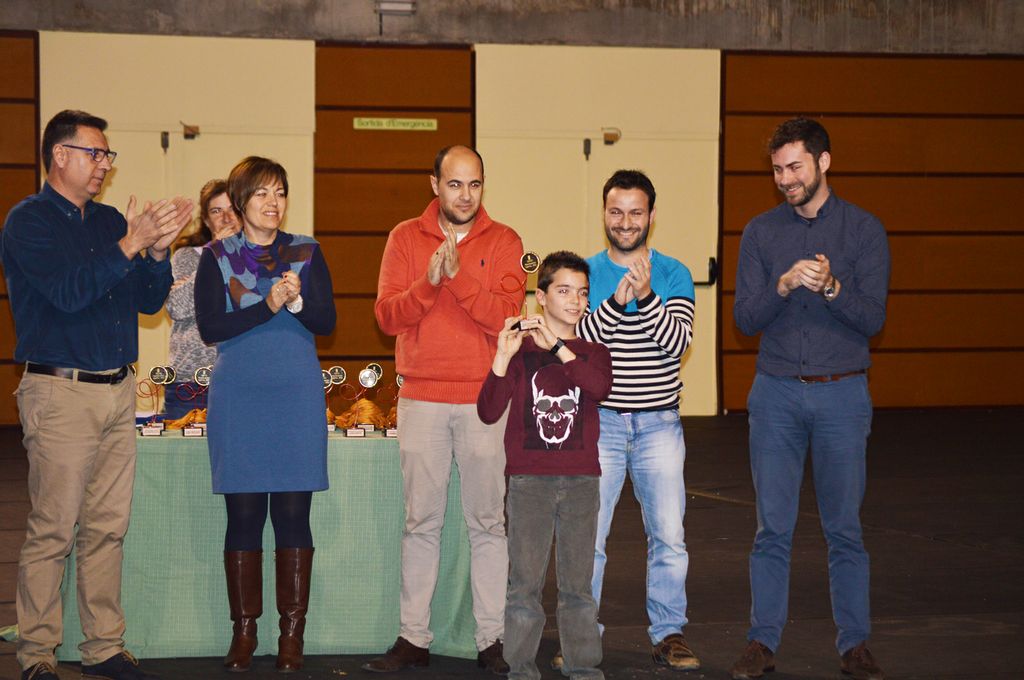 Reconeixement a 93 esportistes del poble
