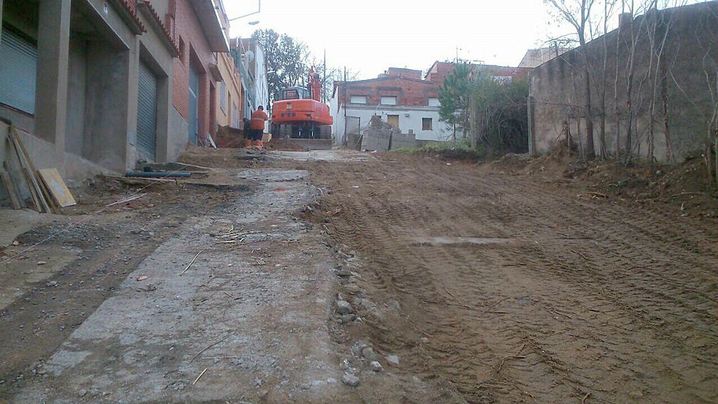 Comencen les obres d'urbanització del carrer del Rost