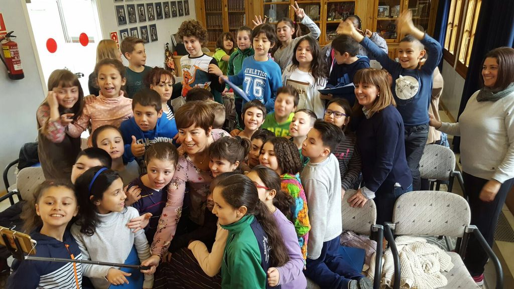 Alumnes de 3r de Primària del Cubí visiten l'Ajuntament 