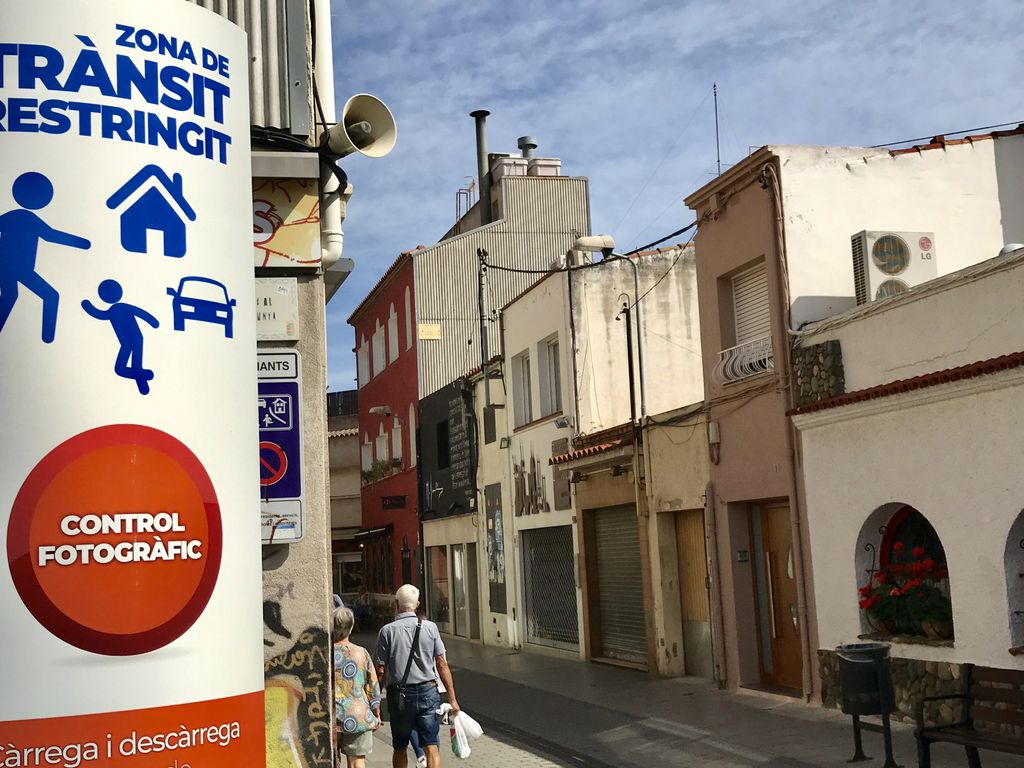 Entren en funcionament les càmeres de control de trànsit i de seguretat, instal·lades al centre del poble