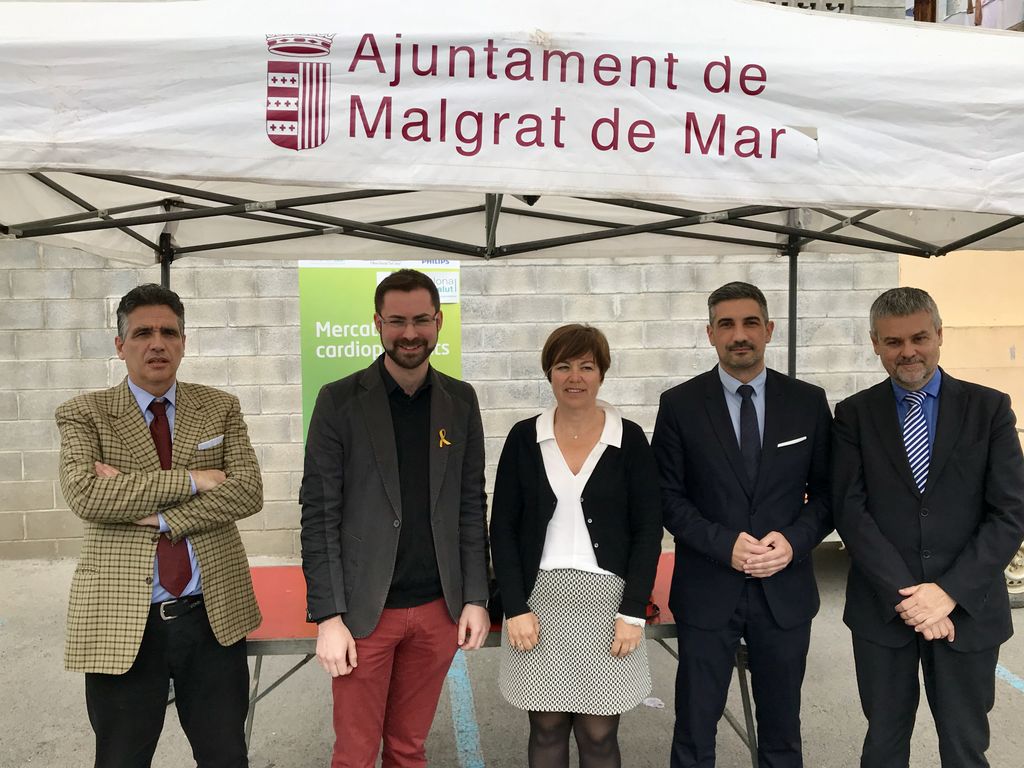 Malgrat amplia el nombre de desfibril·ladors amb 2 aparells als mercats