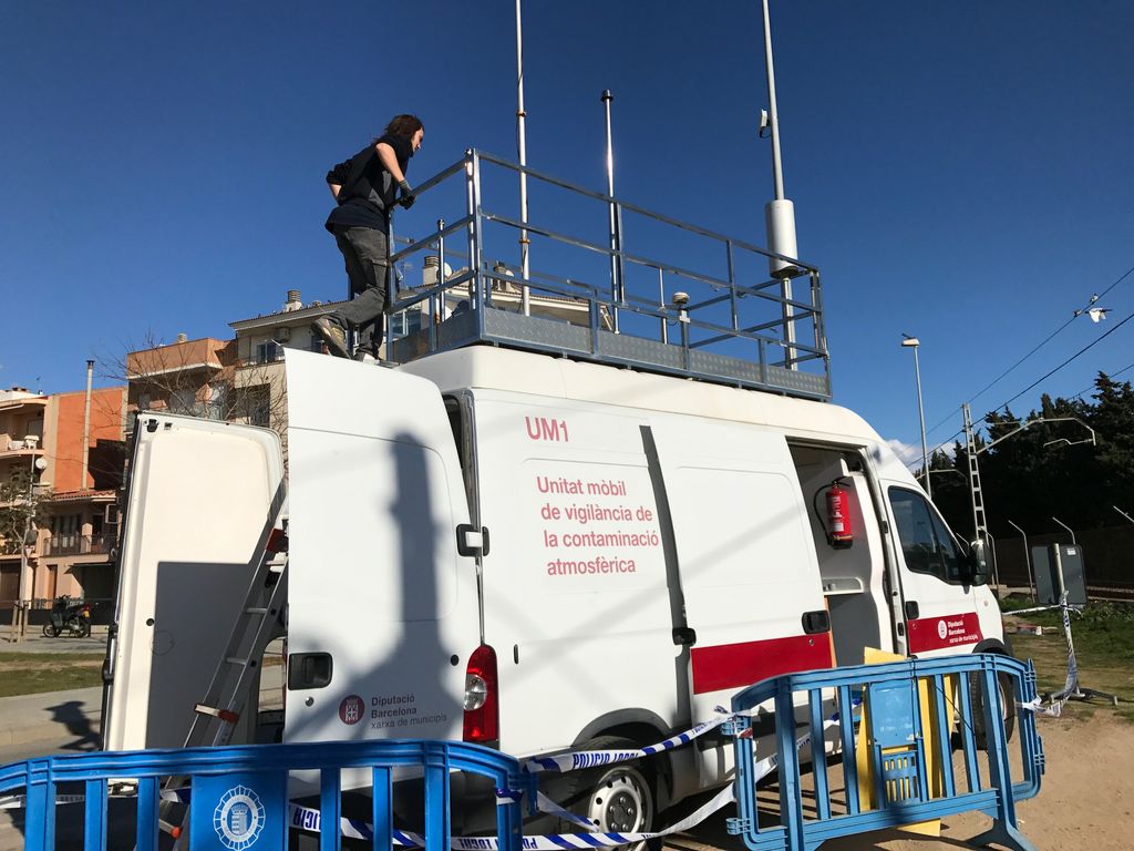 Instal·len una estació que controlarà la contaminació atmosfèrica fins al març