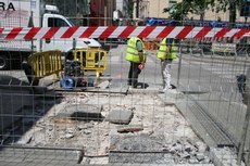 Comencen les obres per connectar els pluvials del carrer Passada amb el calaix del carrer de Mar, a través de Desclapers         