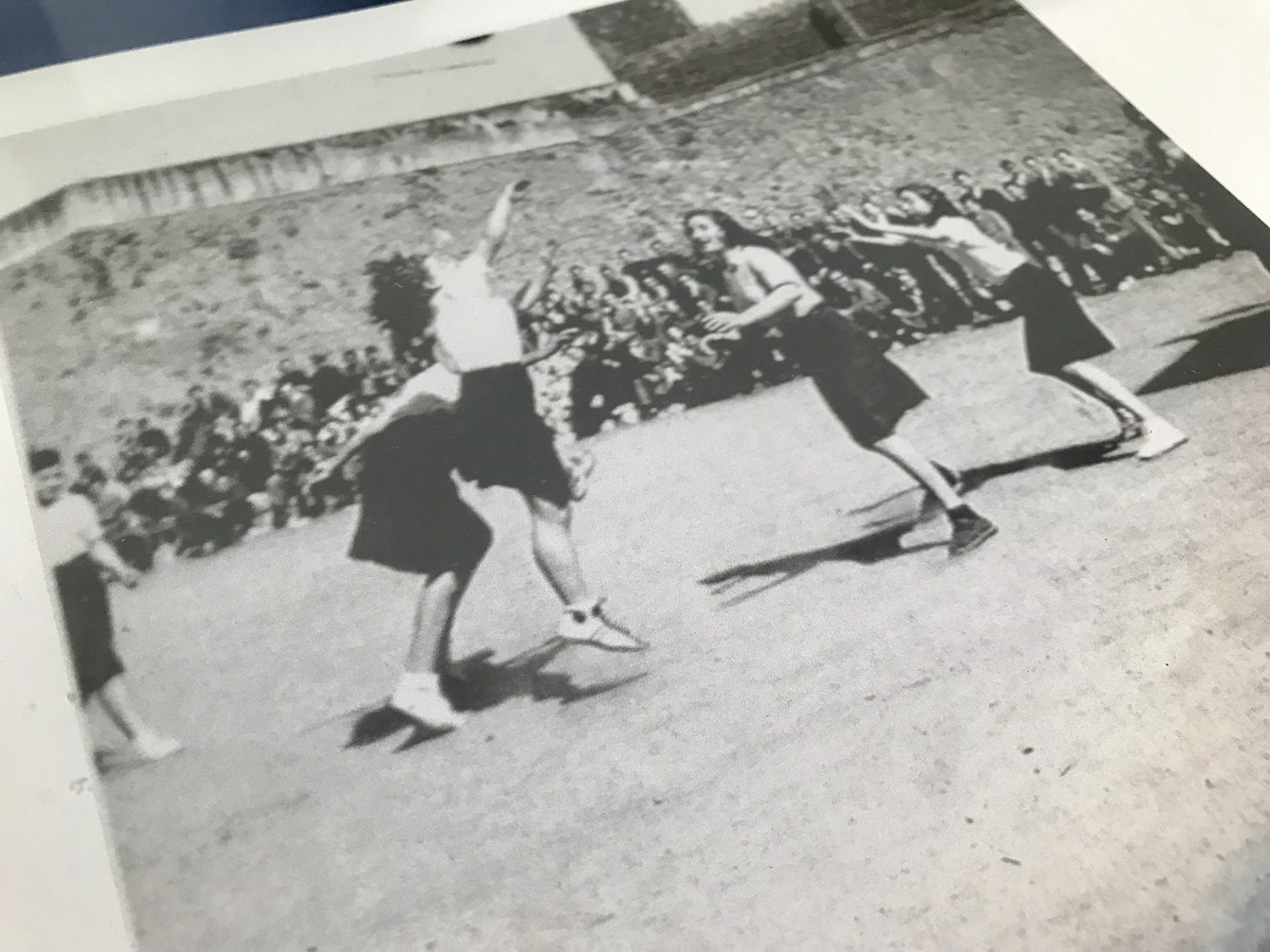 Una exposició enceta els actes de la Capitalitat del Bàsquet Femení 2020