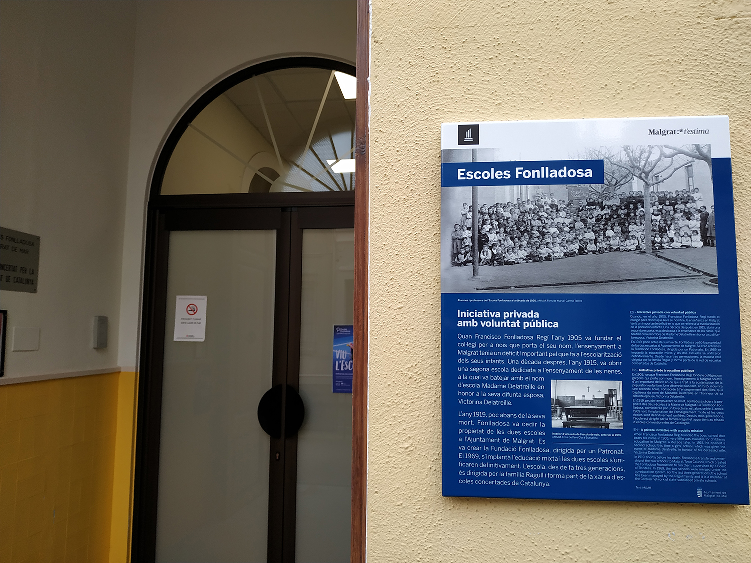 19 panells informatius més per identificar i recordar la història d'espais, places i escoles