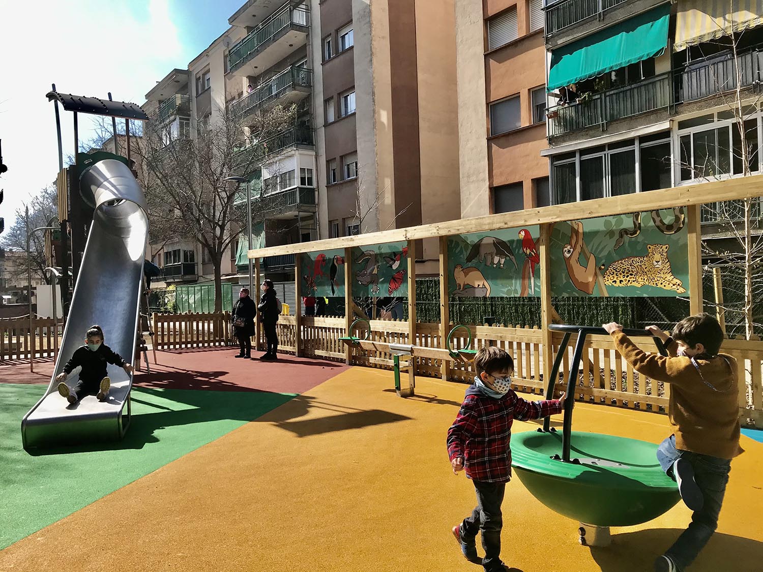 Inaugurades les remodelacions de les places Fèlix Cardona i Família Maristany