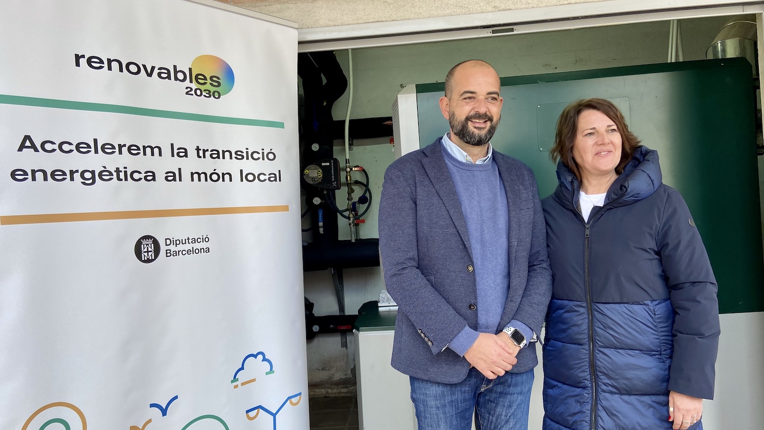 El diputat d'Acció Climàtica coneix de primera mà el projecte de les calderes de biomassa de les escoles públiques 