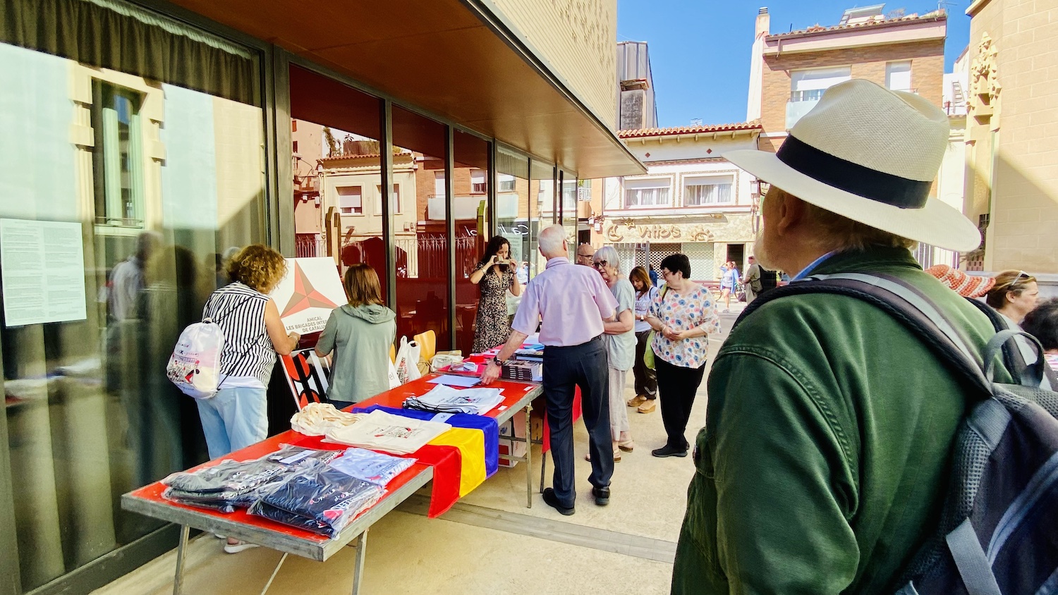 86è aniversari de l'enfonsament del 'Ciudad de Barcelona': Mercat memòria històrica