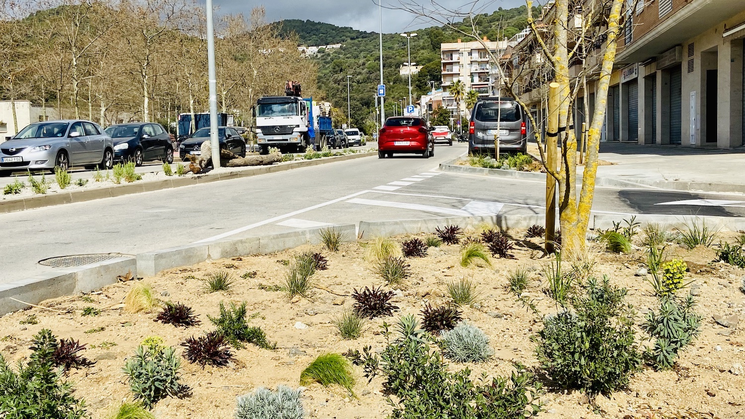 L'avinguda Països Catalans, oberta al trànsit de vehicles 