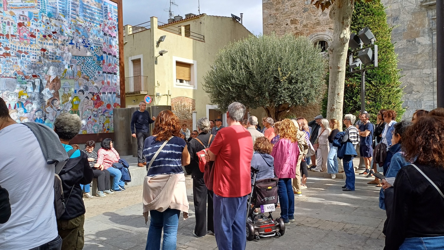 Seixanta persones recorren el Malgrat medieval amb la ruta guiada de l'Arxiu